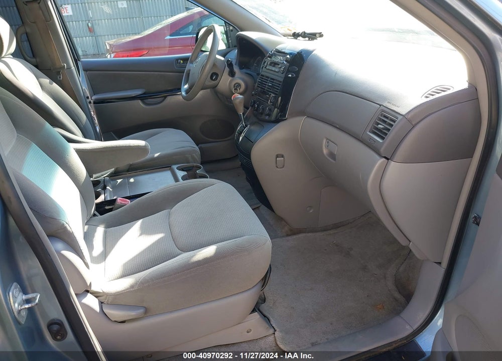 2005 TOYOTA SIENNA VIN: 5TDZA23CX5S351492