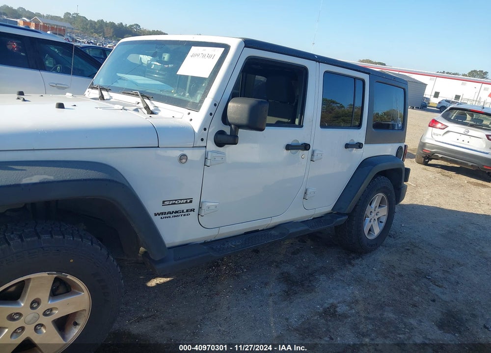 2013 JEEP WRANGLER UNLIMITED SPORT VIN: 1C4BJWDG2DL517207