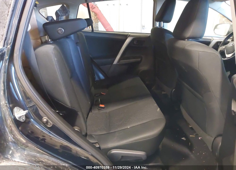 2017 TOYOTA RAV4 LE VIN: 2T3BFREV2HW628360