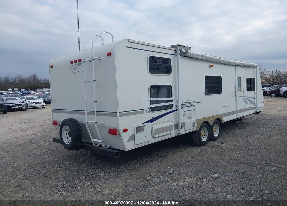 2003 R-VISION TRAIL CRUISE VIN: 4WY200P2231024823