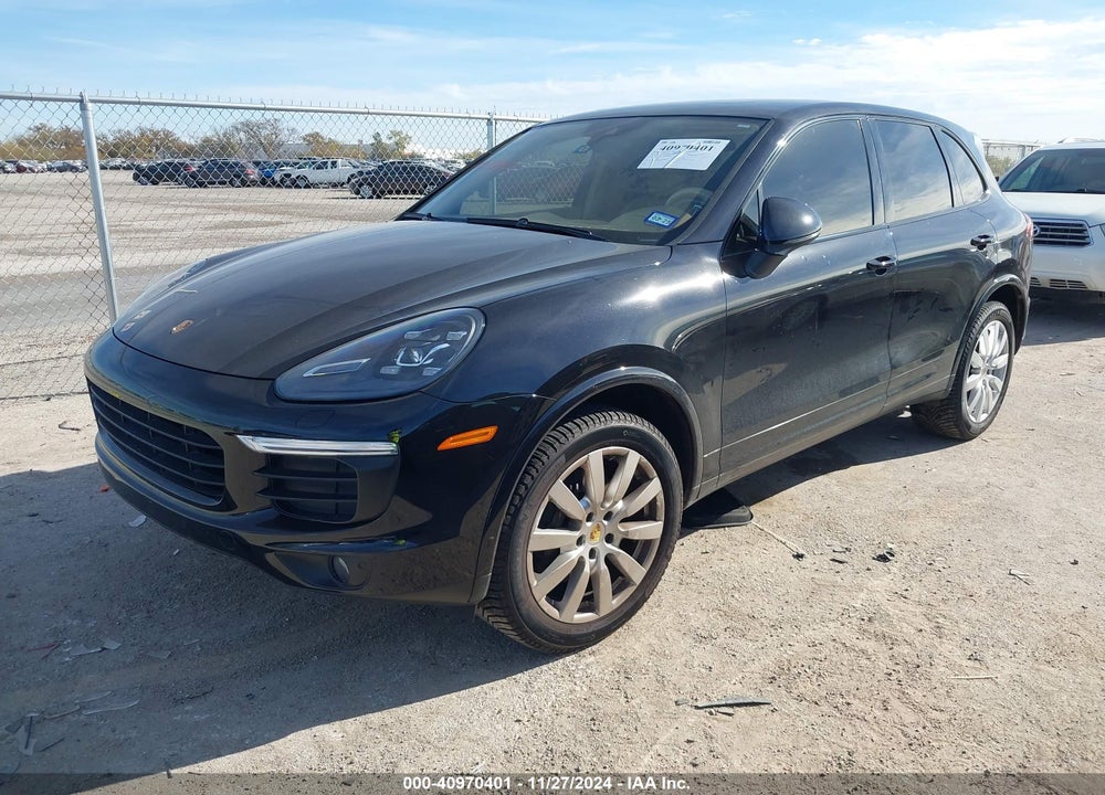 2017 PORSCHE CAYENNE PLATINUM EDITION VIN: WP1AA2A23HKA82561