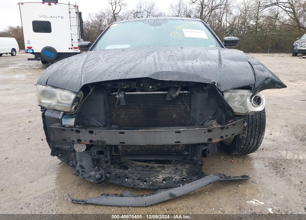 2011 DODGE CHARGER VIN: 2B3CL5CT5BH526924