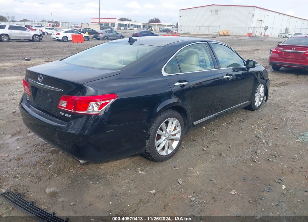 2011 LEXUS ES 350 VIN: JTHBK1EGXB2415945