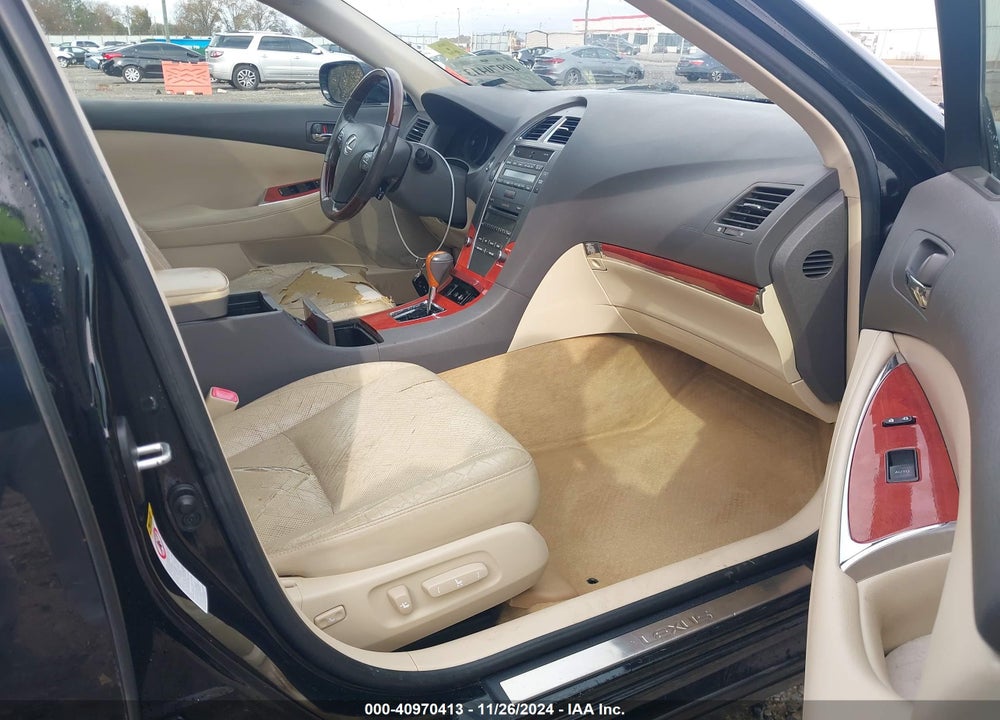 2011 LEXUS ES 350 VIN: JTHBK1EGXB2415945