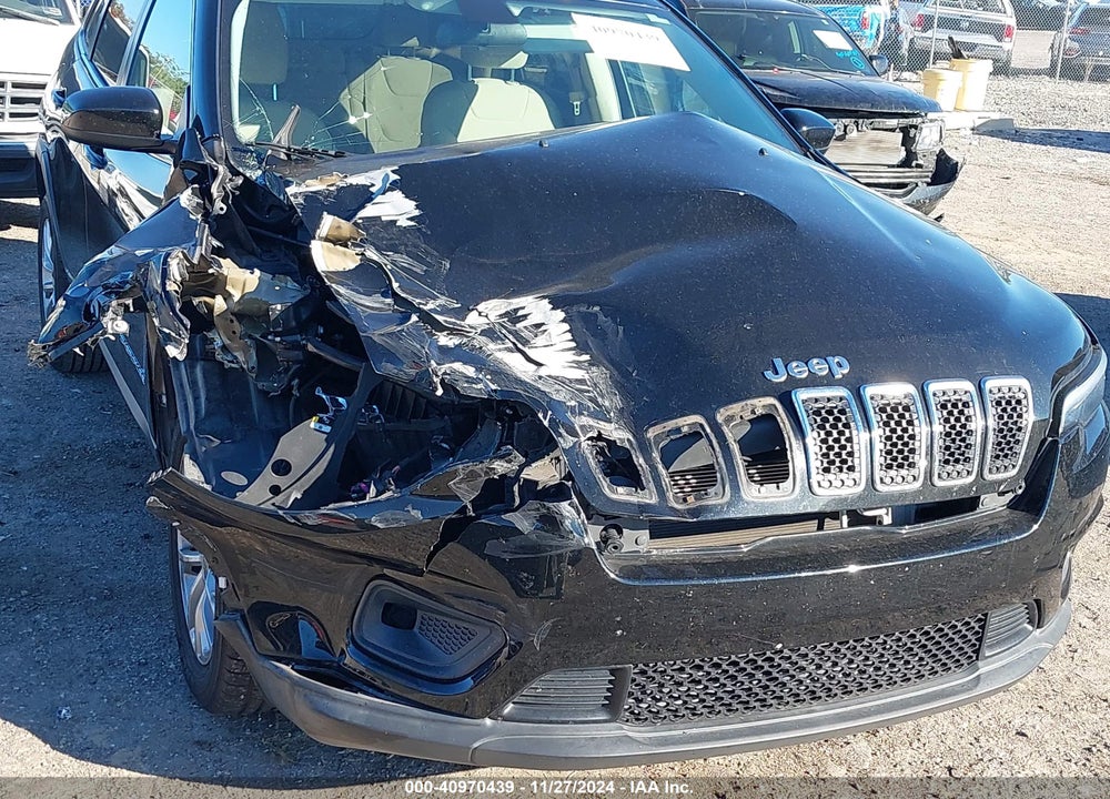 2019 JEEP CHEROKEE LATITUDE VIN: 1C4PJLCB8KD108971
