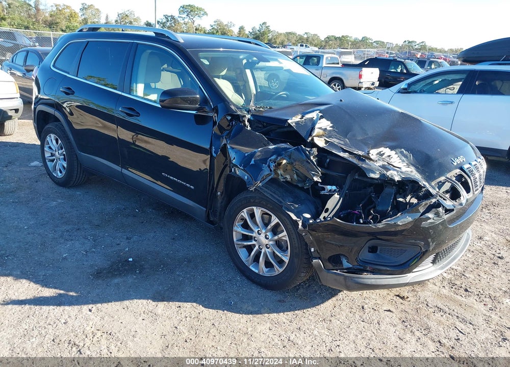 2019 JEEP CHEROKEE LATITUDE VIN: 1C4PJLCB8KD108971