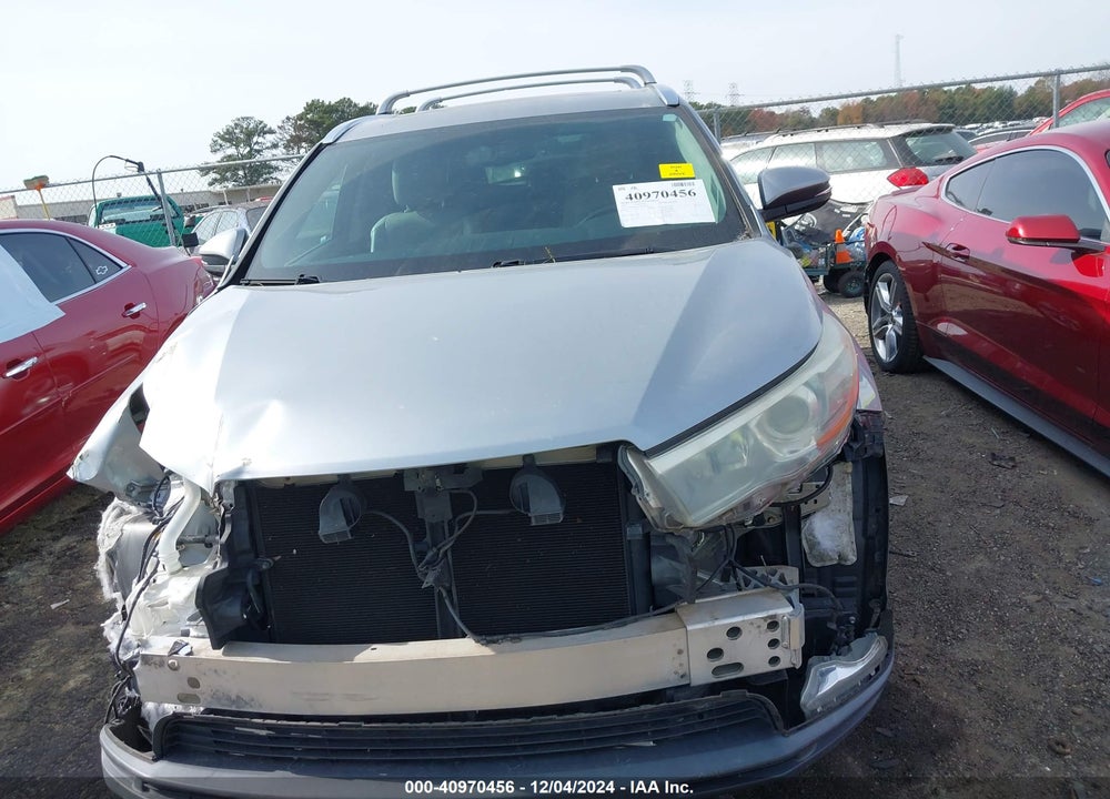 2015 TOYOTA HIGHLANDER LIMITED V6 VIN: 5TDDKRFHXFS219079