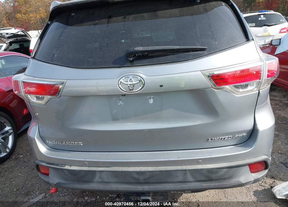 2015 TOYOTA HIGHLANDER LIMITED V6 VIN: 5TDDKRFHXFS219079