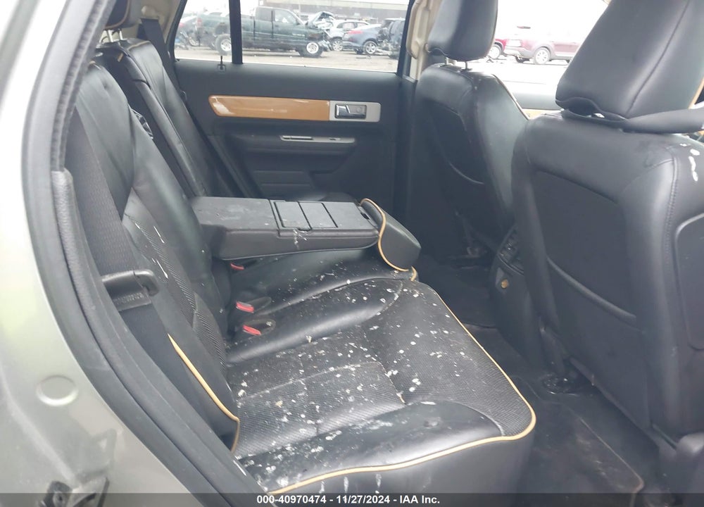 2008 LINCOLN MKX VIN: 2LMDU88C58BJ24262