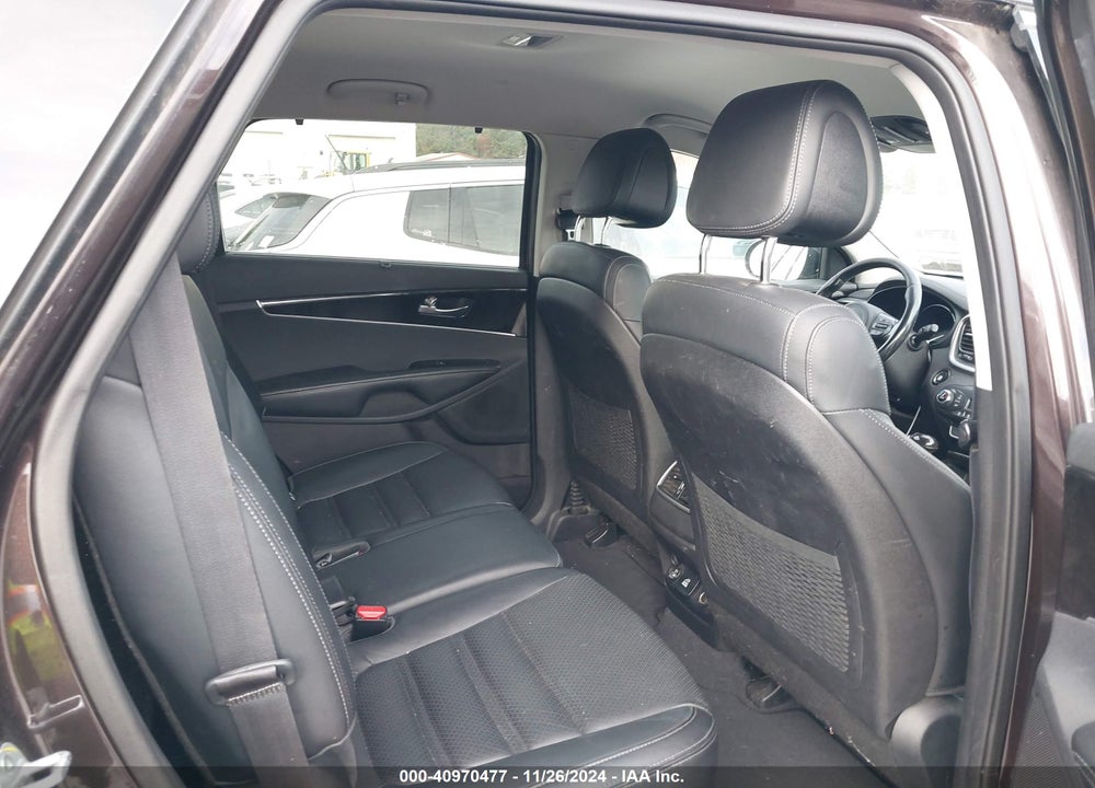 2016 KIA SORENTO 2.0T EX VIN: 5XYPHDA15GG027902