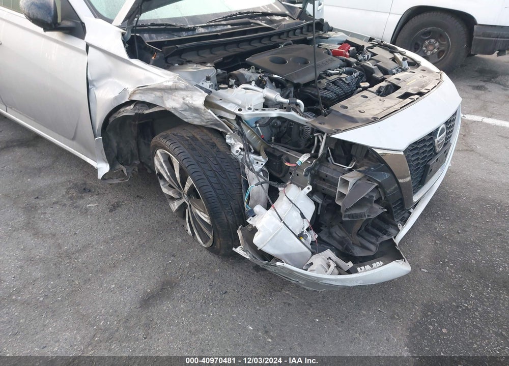 2020 NISSAN ALTIMA SR FWD VIN: 1N4BL4CV3LN307190