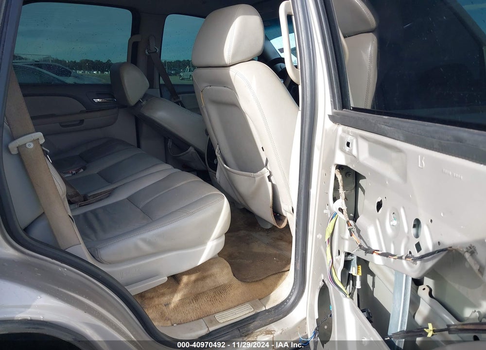 2007 CHEVROLET TAHOE LT VIN: 1GNFC13J57R344853