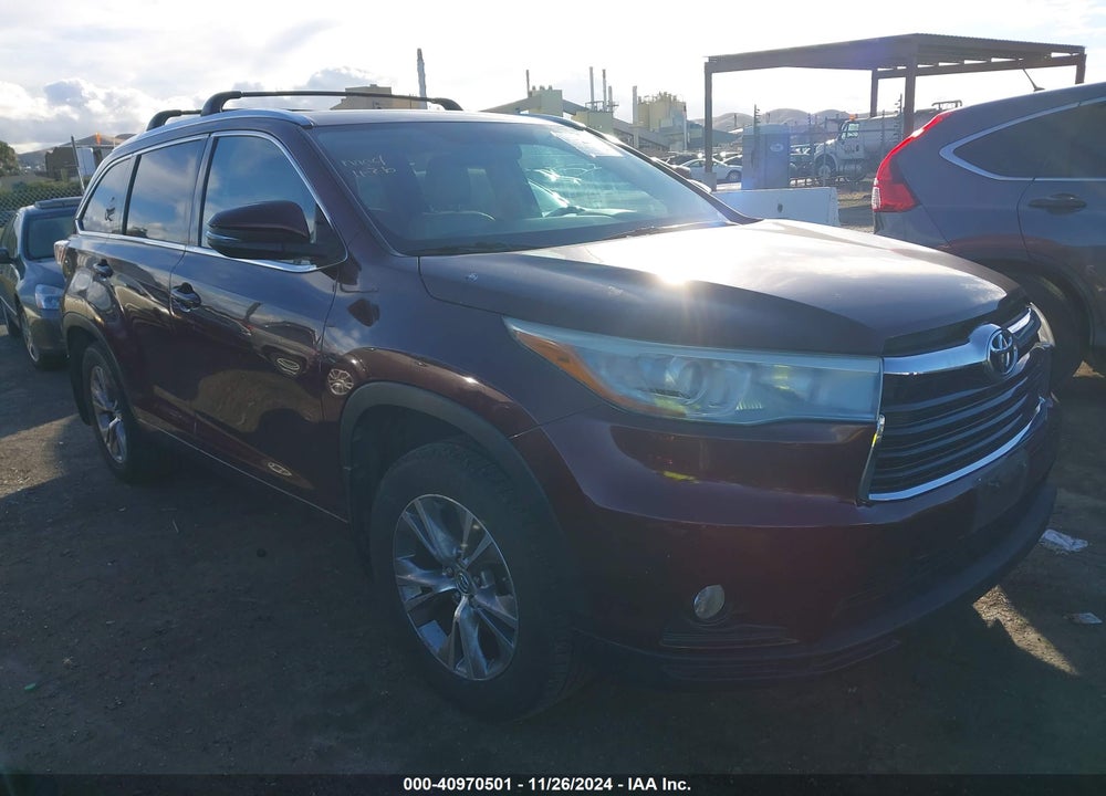 2015 TOYOTA HIGHLANDER XLE V6 VIN: 5TDJKRFHXFS185034