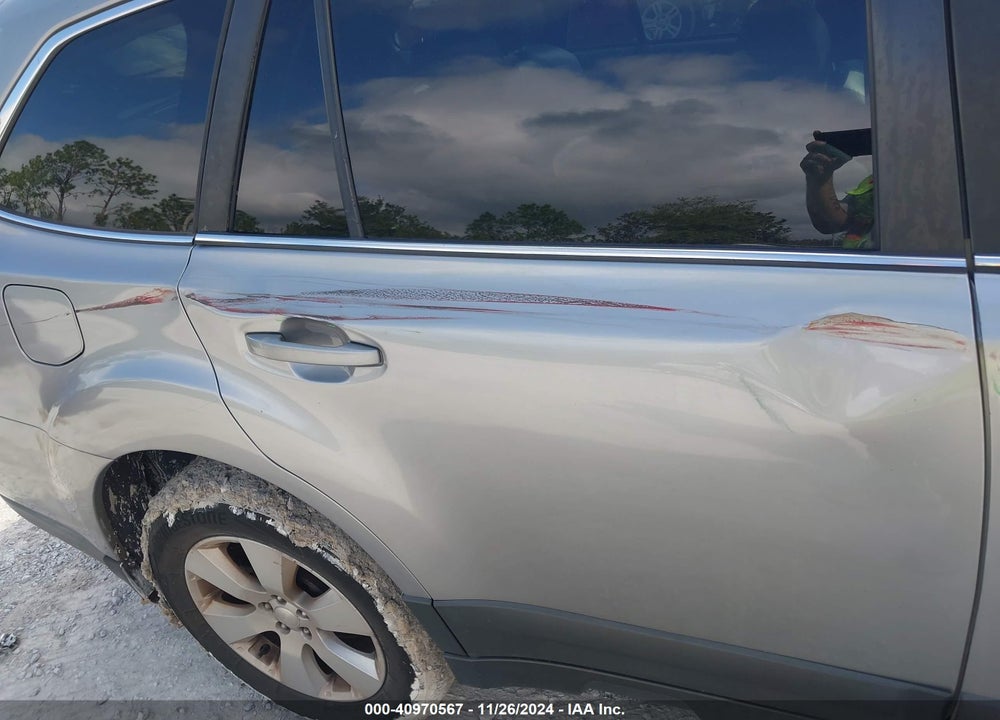 2010 SUBARU OUTBACK 2.5I PREMIUM VIN: 4S4BRBGC5A3361116