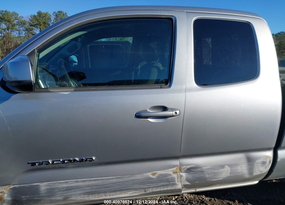 2016 TOYOTA TACOMA SR5 V6 VIN: 5TFSZ5AN2GX004655