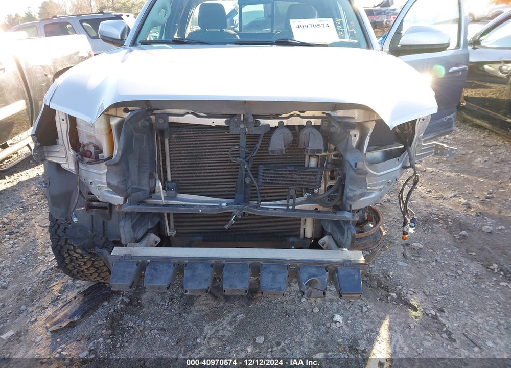 2016 TOYOTA TACOMA SR5 V6 VIN: 5TFSZ5AN2GX004655