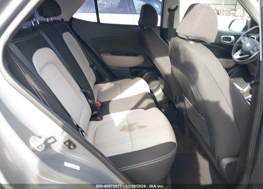 2021 HYUNDAI VENUE SEL VIN: KMHRC8A37MU064732