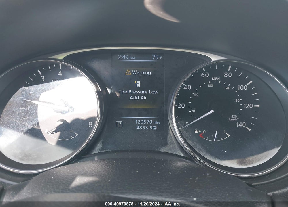 2016 NISSAN ROGUE SV VIN: KNMAT2MTXGP685105