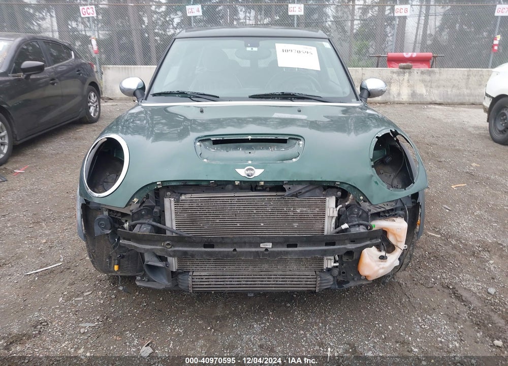2011 MINI COOPER S CLUBMAN VIN: WMWZG3C52BTY36760