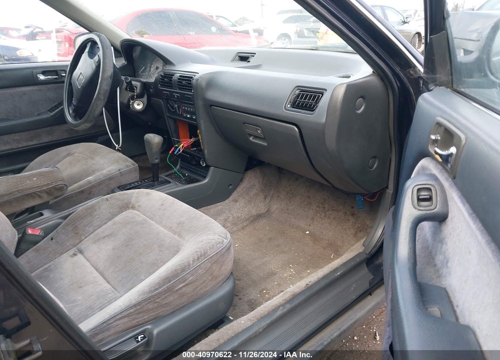 1992 HONDA ACCORD LX/EX VIN: JHMCB7658NC046425