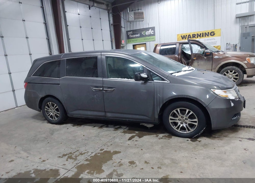 2013 HONDA ODYSSEY EX-L VIN: 5FNRL5H60DB015772