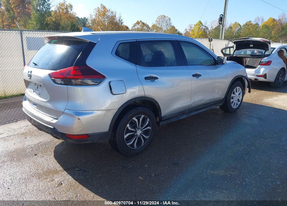 2018 NISSAN ROGUE S VIN: KNMAT2MT4JP581328