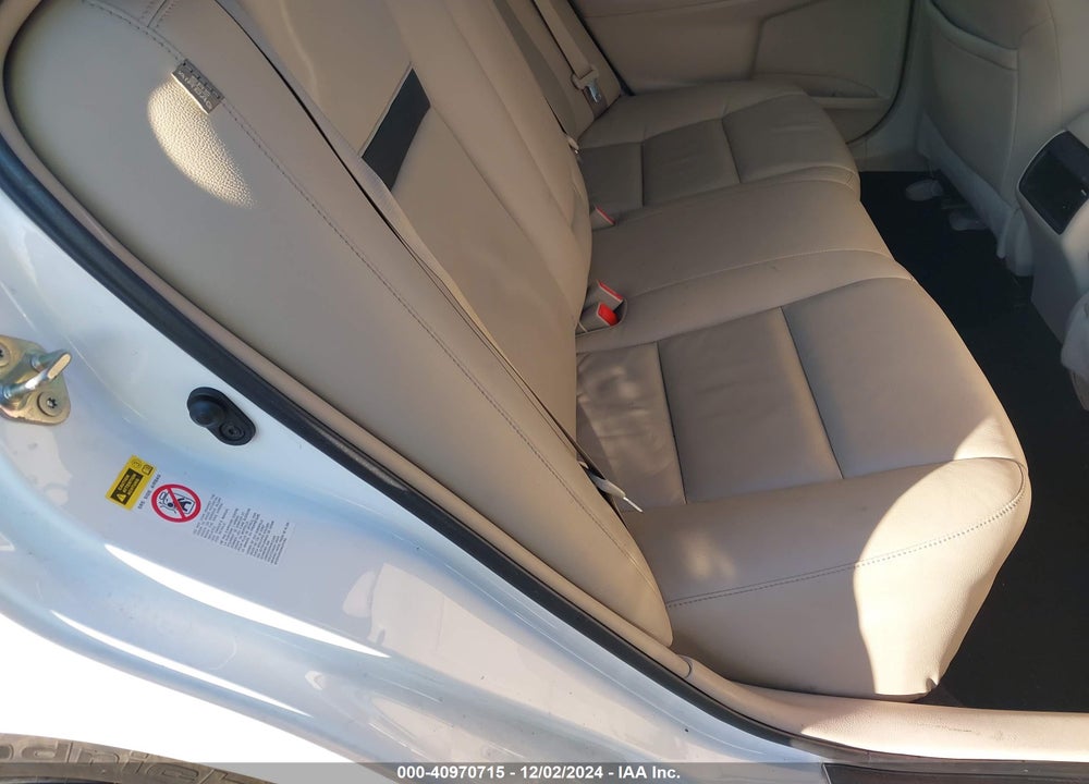 2014 TOYOTA CAMRY LE VIN: 4T4BF1FK1ER418087
