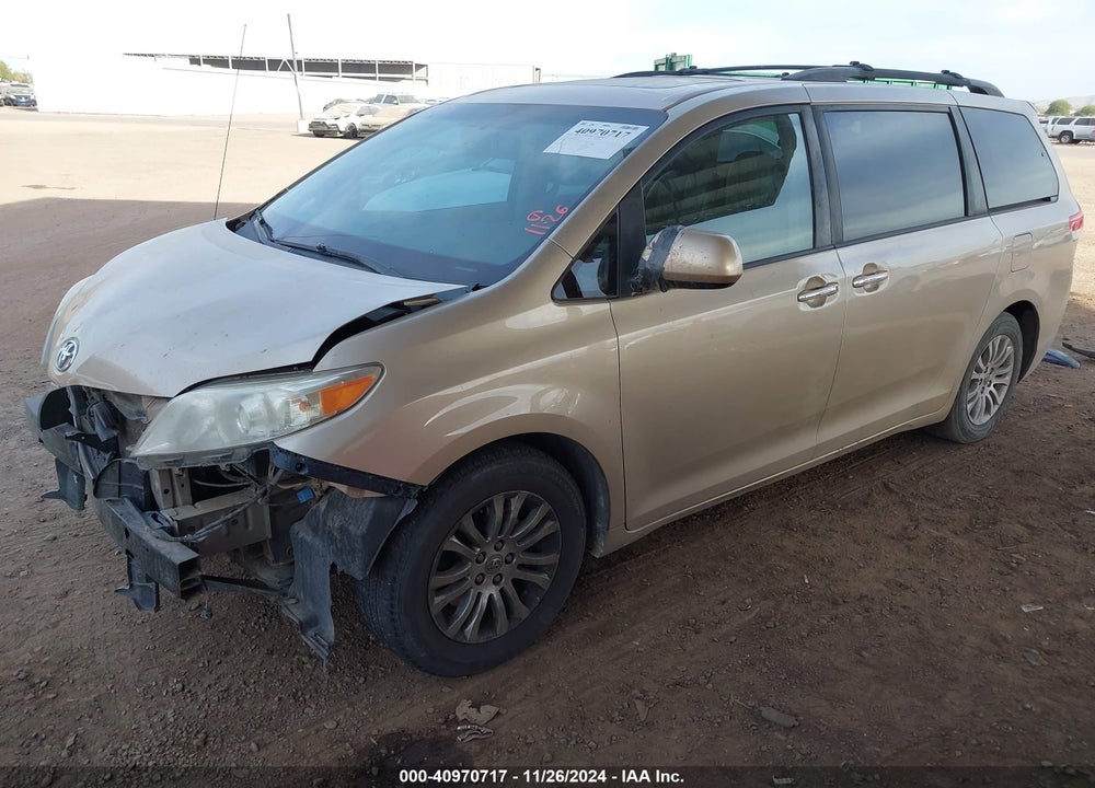 2013 TOYOTA SIENNA XLE LIMITED VIN: 5TDYK3DC8DS380727
