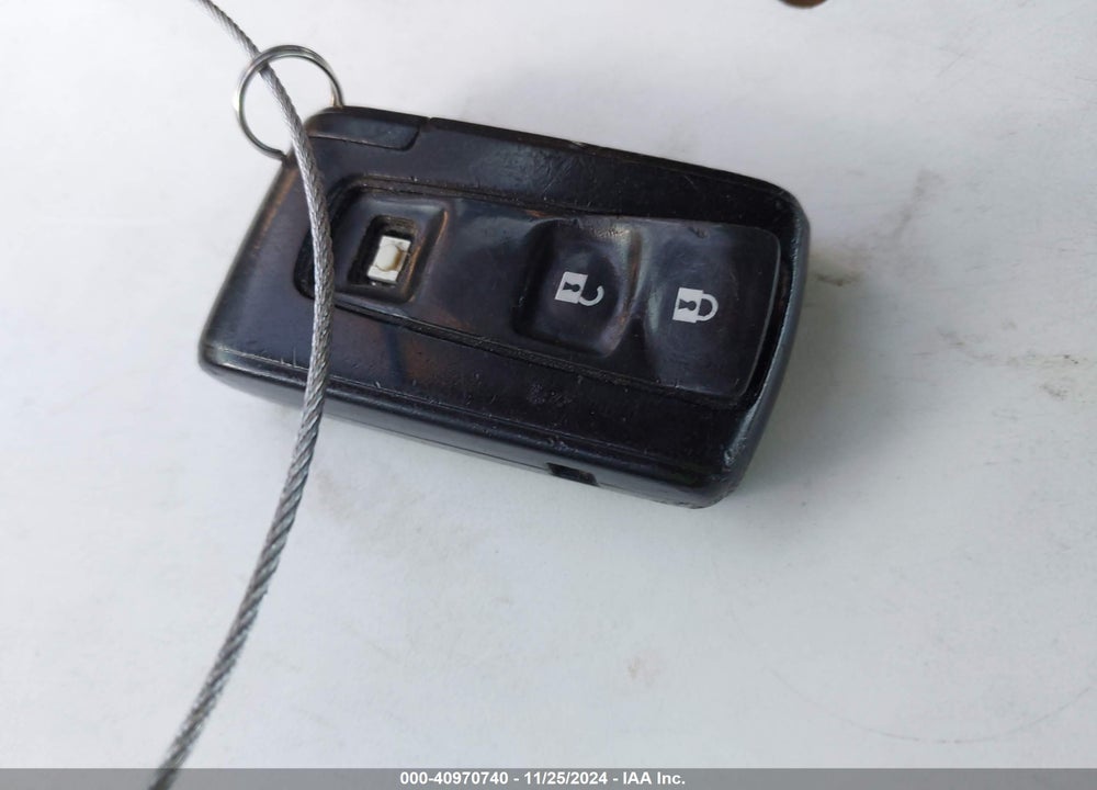 2005 TOYOTA PRIUS VIN: JTDKB20U653010801