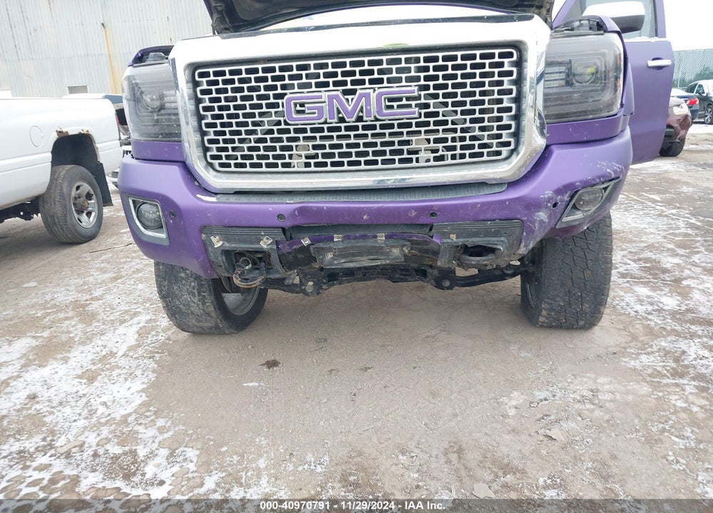 2015 GMC SIERRA 2500HD DENALI VIN: 1GT120E82FF132762