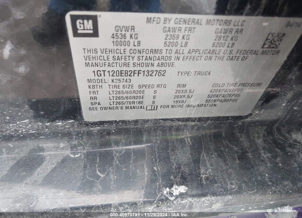 2015 GMC SIERRA 2500HD DENALI VIN: 1GT120E82FF132762