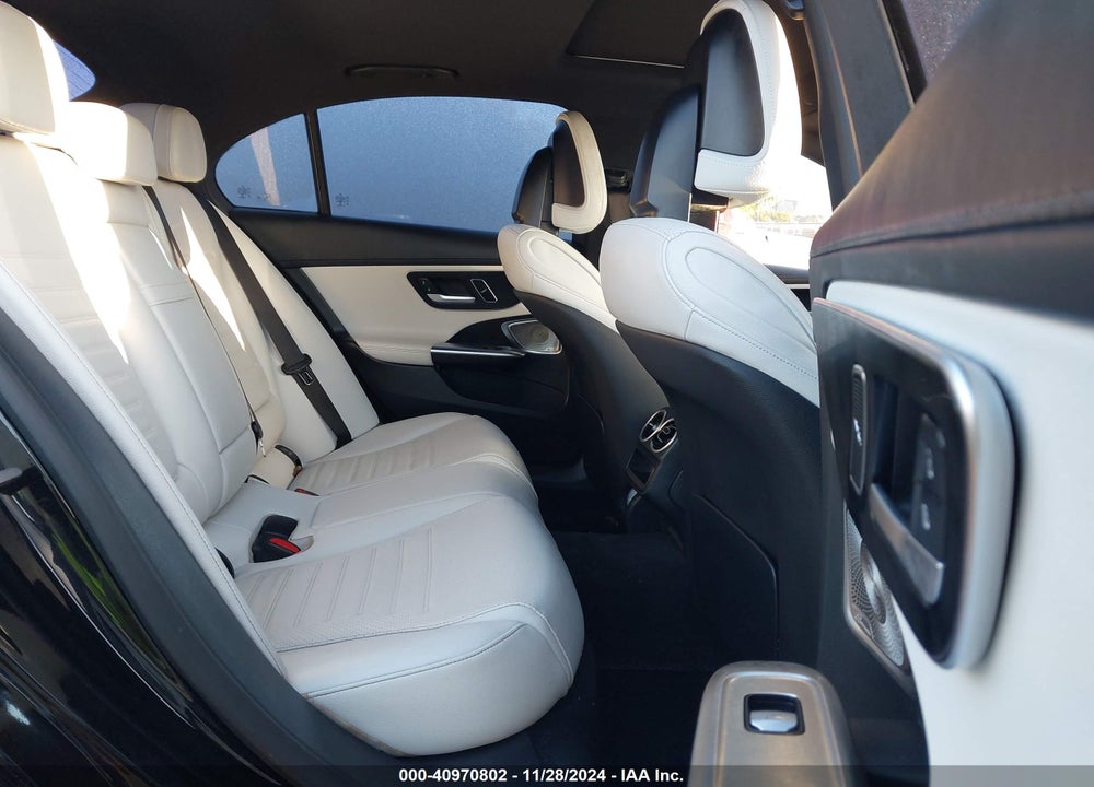 2022 MERCEDES-BENZ C 300 SEDAN VIN: W1KAF4GB8NR011094
