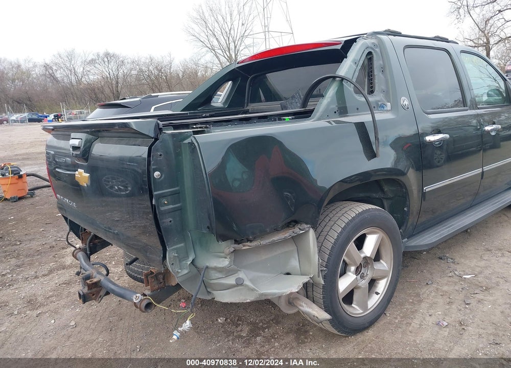 2013 CHEVROLET AVALANCHE LTZ VIN: 3GNTKGE7XDG248285