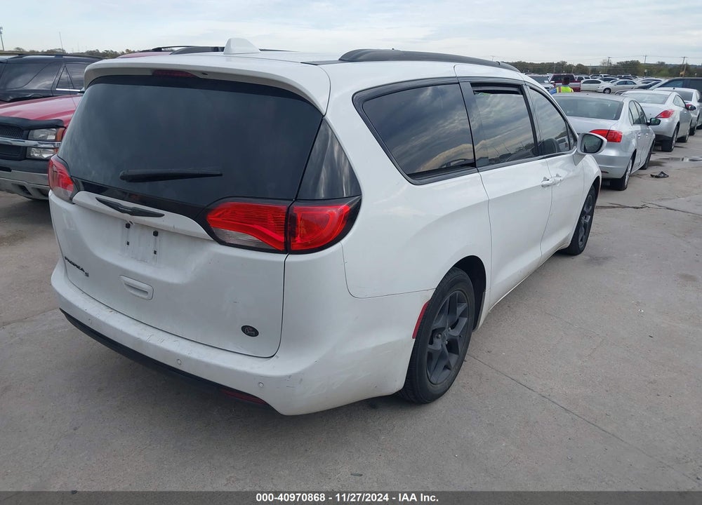 2018 CHRYSLER PACIFICA TOURING L VIN: 2C4RC1BG3JR157298