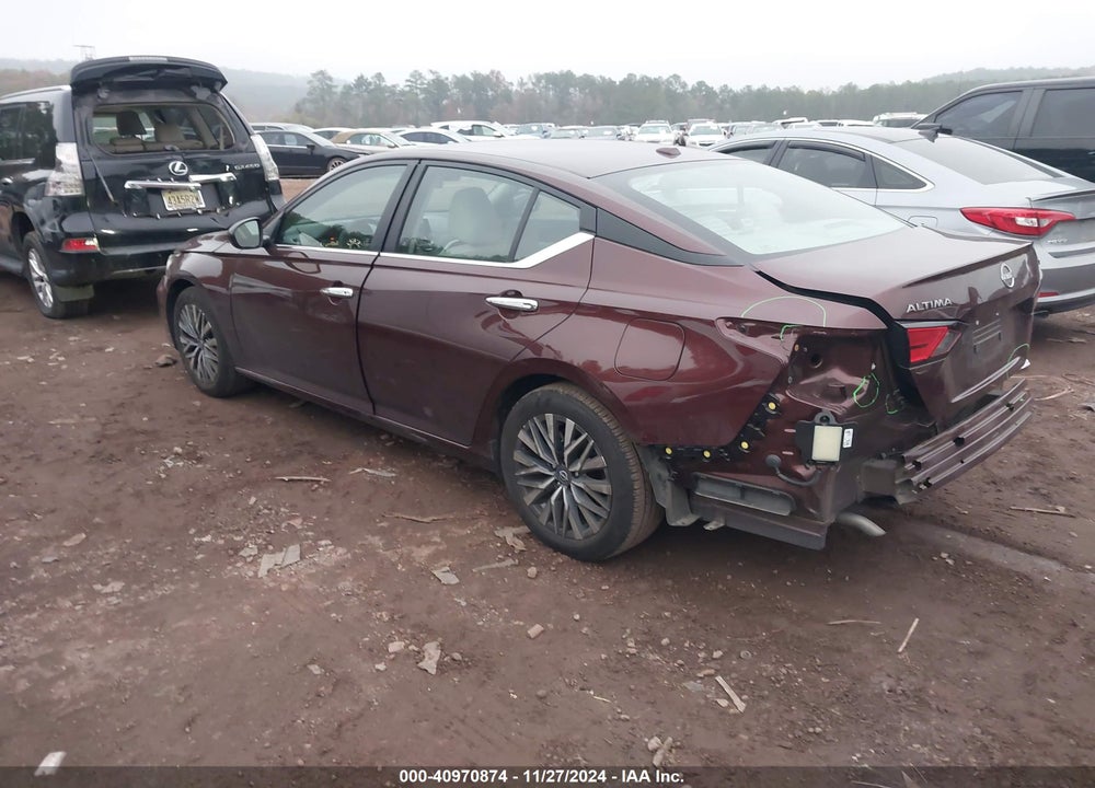 2024 NISSAN ALTIMA SV FWD VIN: 1N4BL4DV8RN384693