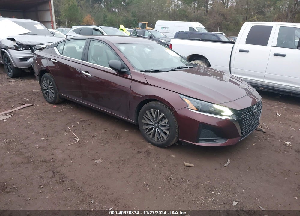 2024 NISSAN ALTIMA SV FWD VIN: 1N4BL4DV8RN384693