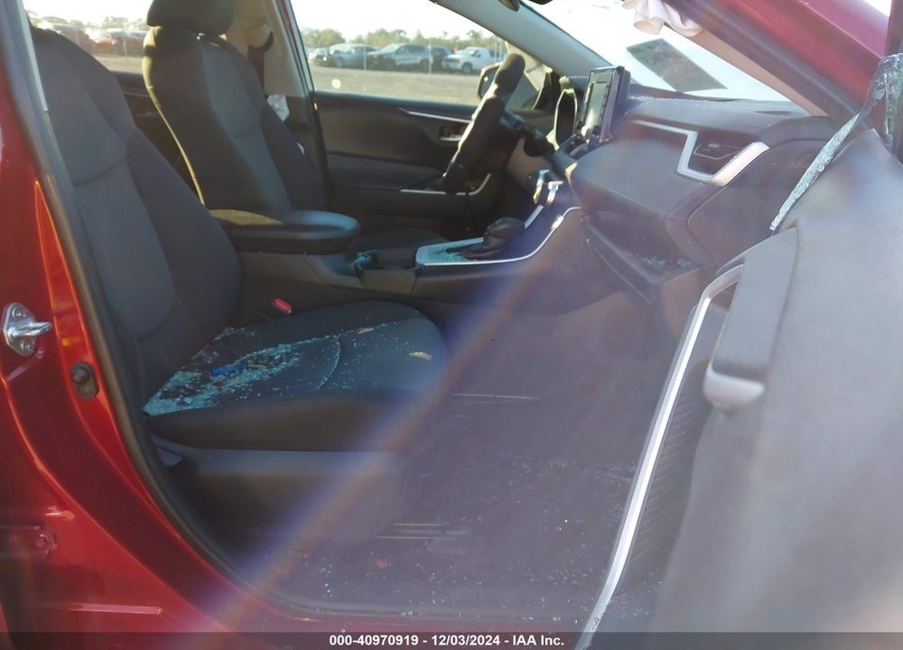 2021 TOYOTA RAV4 XLE VIN: 2T3W1RFV9MW140922