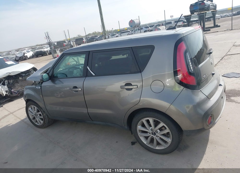 2018 KIA SOUL VIN: KNDJP3A53J7544433