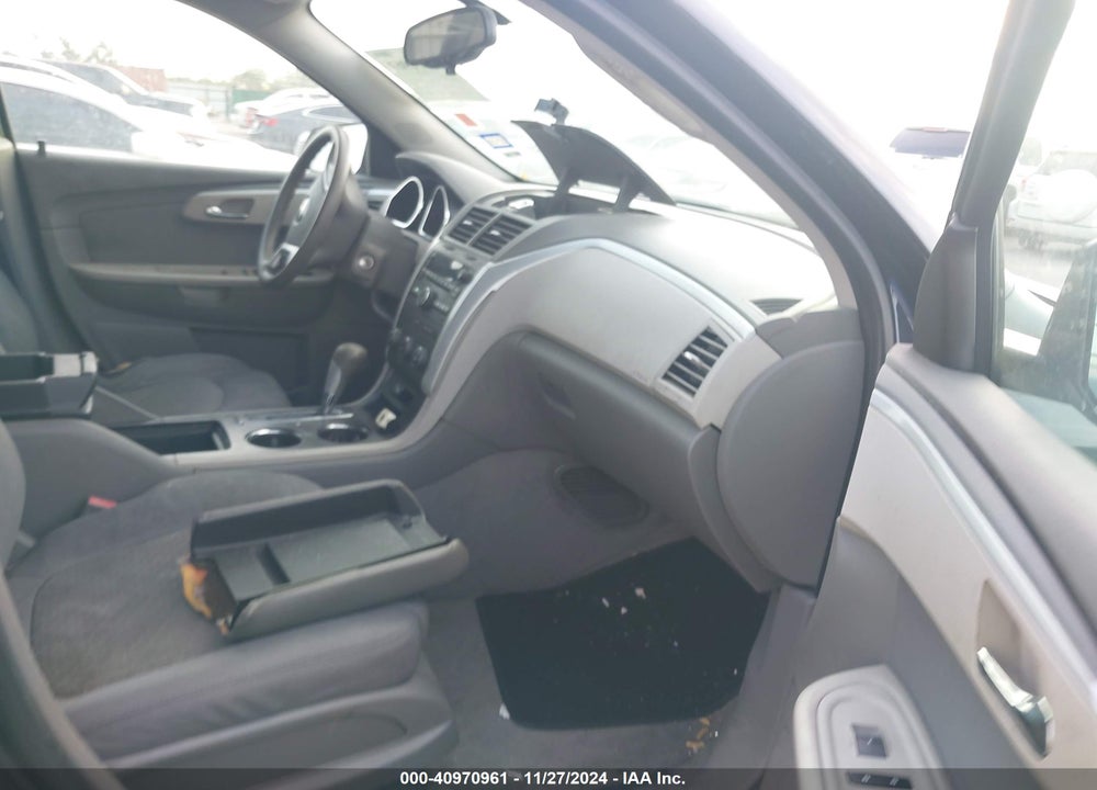 2010 CHEVROLET TRAVERSE LS VIN: 1GNLREED4AS154591