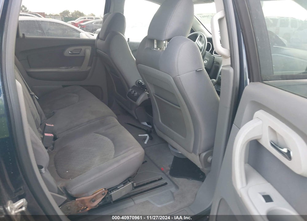 2010 CHEVROLET TRAVERSE LS VIN: 1GNLREED4AS154591