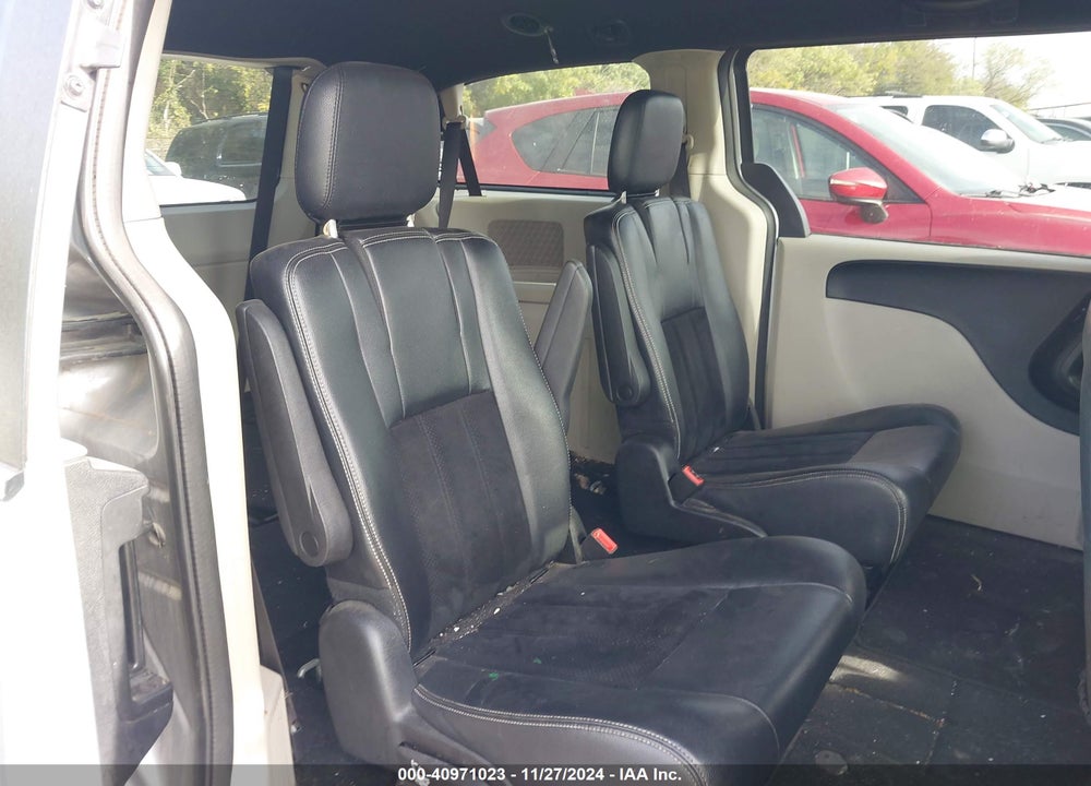 2018 DODGE GRAND CARAVAN SXT VIN: 2C4RDGCG8JR326343