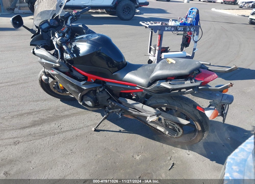 2016 YAMAHA FZ6 RC VIN: JYARJ18Y6GA003263