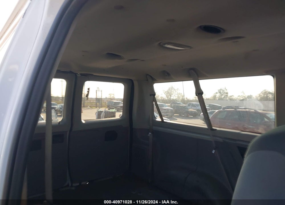 2008 FORD E-350 SUPER DUTY XL/XLT VIN: 1FBNE31L68DA20683