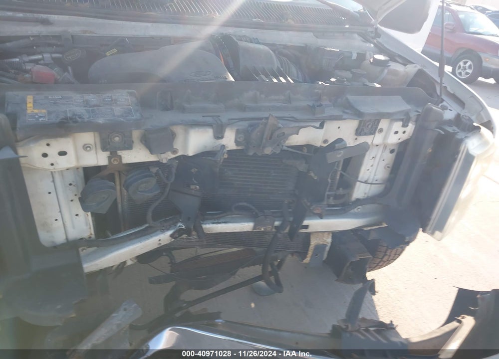 2008 FORD E-350 SUPER DUTY XL/XLT VIN: 1FBNE31L68DA20683