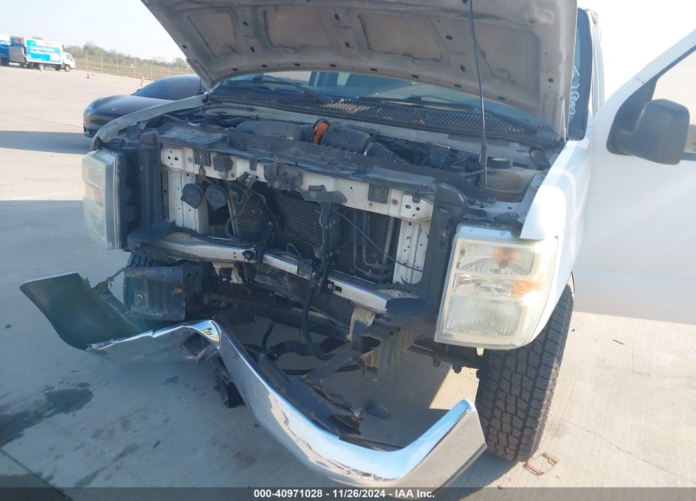 2008 FORD E-350 SUPER DUTY XL/XLT VIN: 1FBNE31L68DA20683