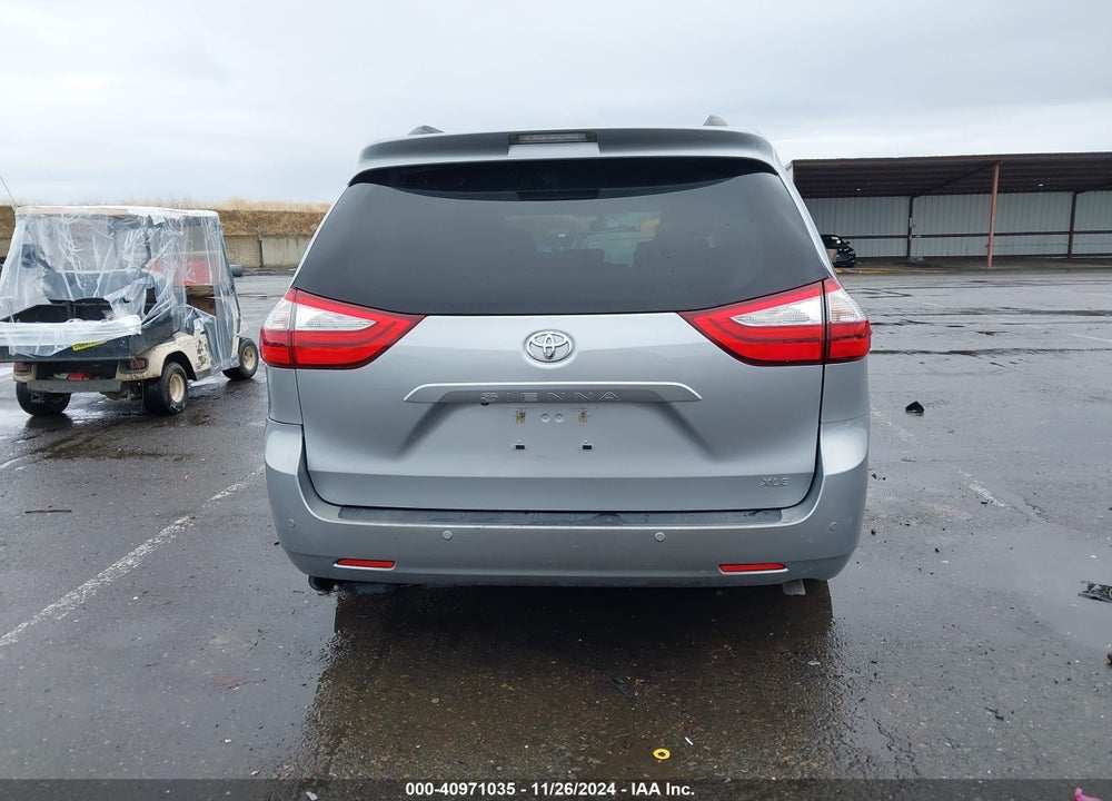 2015 TOYOTA SIENNA XLE LIMITED VIN: 5TDYK3DC7FS578640