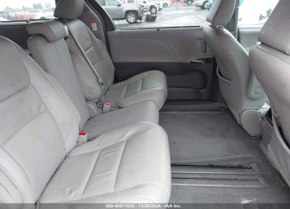 2015 TOYOTA SIENNA XLE LIMITED VIN: 5TDYK3DC7FS578640