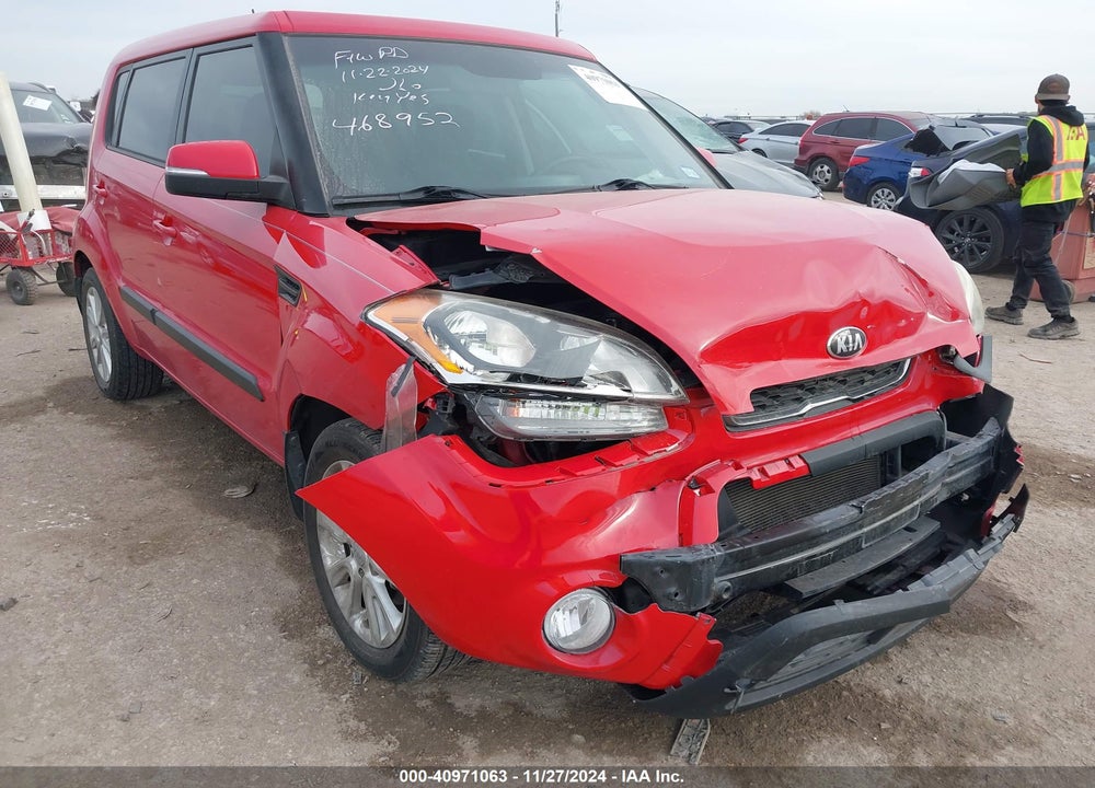 2013 KIA SOUL VIN: KNDJT2A65D7576108