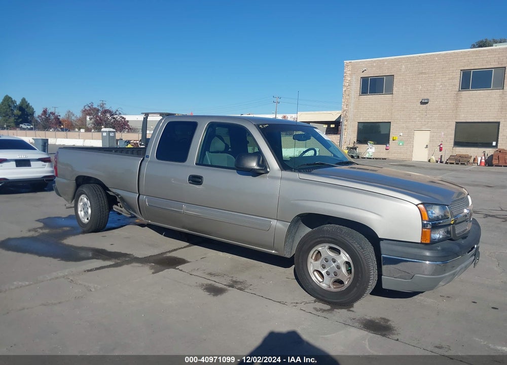 2003 CHEVROLET SILVERADO 1500 LS VIN: 2GCEC19VX31203584