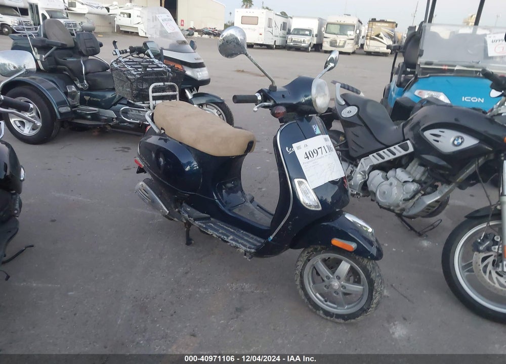 2013 VESPA LX 50 VIN: ZAPC386B5D5302659